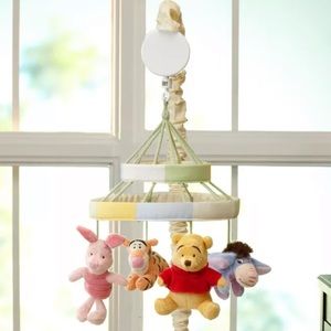 Disney baby Peeking Pooh Mobile Musical